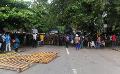 Protest staged near Ranil’s residence and office