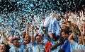             Manchester City snatch title at the death
      