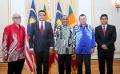             Malaysia and Sri Lanka discuss ways to improve political, economic ties
      