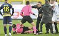             Referee punched: Turkish FA halts league football after club president hits Super Lig official
      